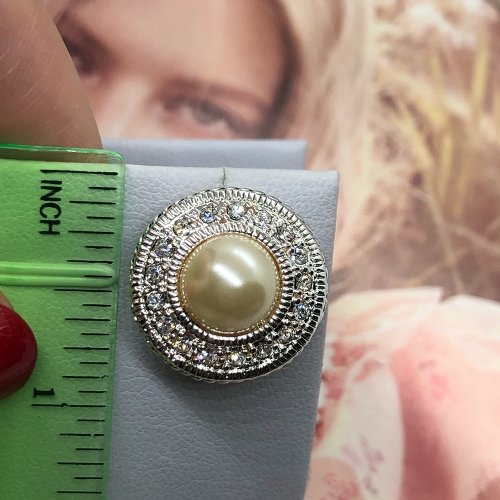 Silver Pearl Earrings - Picture 3 of 3